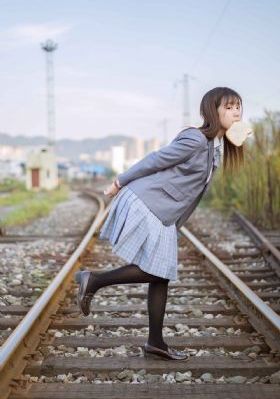 欧美日韩啪网红野战AV-私人影视有字幕完整版