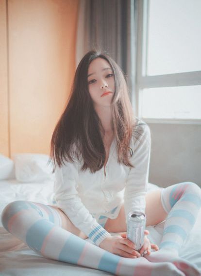 www色久月五色-蓝光迅雷下载